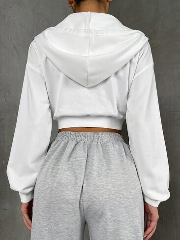 WDIRARA Women's Drop Shoulder Zip Up Drawstring Hoodie in Saudi Arabia