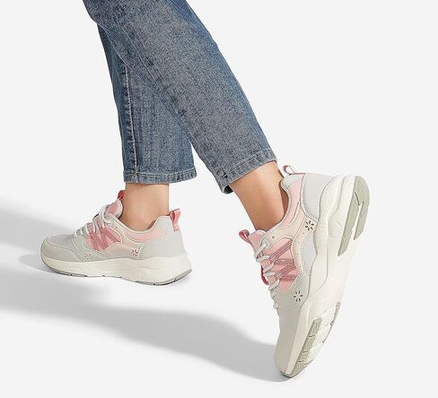 LUCKY STEP Women's Platform Fashion Sneakers Classic Casual Walking Shoes Running Trendy Travel Tennis Colorful Footwear in Kuwait