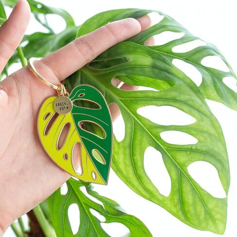 Tropical Plant Leaf Enamel Keychain Gift for Plant Lovers Gold Botanic Keyring Plant Mom Bag Charm Monstera in Saudi Arabia