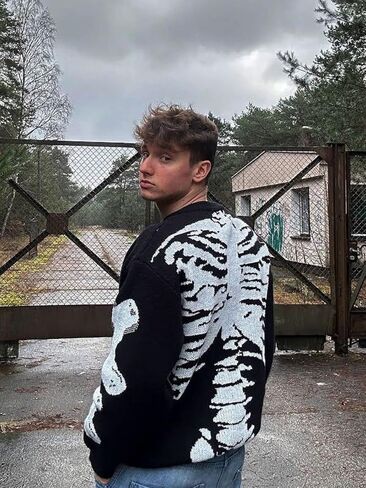 Aelfric Eden Skeleton Sweater Crew Neck Vintage Oversized Long Sleeve Y2k Pullover Skull Halloween Sweater in Saudi Arabia