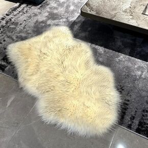 Genuine New Zealand Sheepskin Rug Locker Rug Motorcycle Seat Cover Sheep, Sheepskin for Bed Sores Medical, Soft and Fluffy Rugs in Bedroom, Living Room, Nursery (White Gray tip)