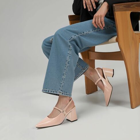 حذاء نسائي من Heelchic بكعب مكتنز وكعب مكتنز ومقدمة مدببة وكعب منخفض مريح وسهل الارتداء صنادل لحفلات الزفاف وحفلات الزفاف وأحذية العمل in Saudi Arabia