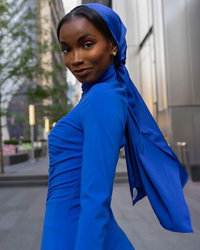 The Drop Women's Head Scarf by @aissatatdiallo in Saudi Arabia