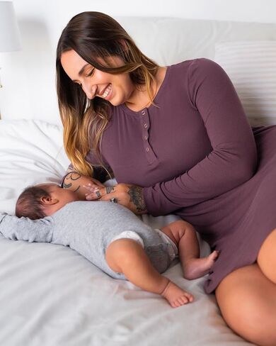 Kindred Bravely Riley Ribbed Maternity & Nursing Nightgown | Long Sleeve Postpartum Pajamas in Kuwait