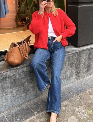 سترة صوفية لطيفة للسيدات من Arssm بأكمام طويلة وفتحة رقبة مستديرة وأزرار سفلية، سترة محبوكة على الموضة 2024 (أحمر-M) in Kuwait