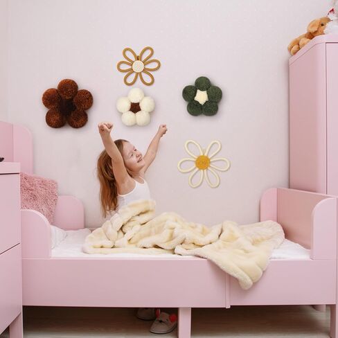 Solsew 5 قطع بوهو ديكور جدار الحضانة المنسوجة زهرة الأقحوان مكرامية بوم بوم الجدار شنقا 3 أحجام زهرة الحضانة ديكور البوهيمي المنزل غرفة نوم غرفة جدار الفن للطفل الفتيات الفتيان الأطفال in Kuwait
