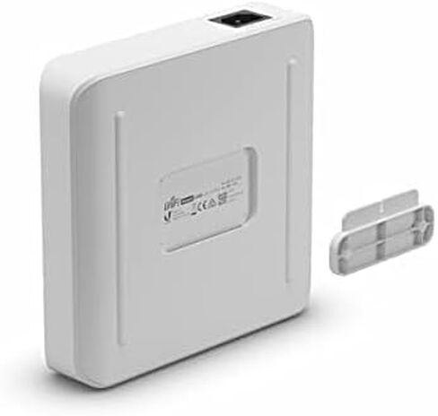 Ubiquiti USW-LITE-16-POE UniFi Switch Lite 16 منفذ جيجابت مُدار مع 8 منافذ POE+ in Saudi Arabia