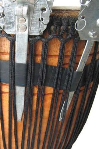 مجموعة Ksink Ksink المكونة من 3 قطع - رنانات طبلة Djembe - تصميم مروحة مدببة من غانا in Kuwait