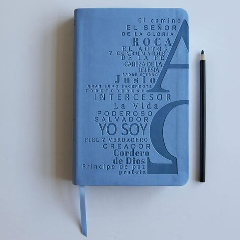 Biblia RVR 1960 letra grande tamaño manual, simil piel azul celeste con nombres de Dios / Spanish Bible RVR 1960 Handy Size Large Print Leathersoft Soft Blue in Saudi Arabia