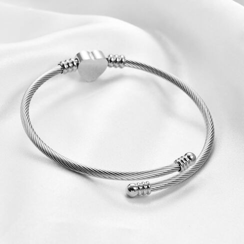 Jude Jewelers Stainless Steel Heart Charm Cable Wire Style USA Flag Independence Day Bangle Bracelet in Kuwait