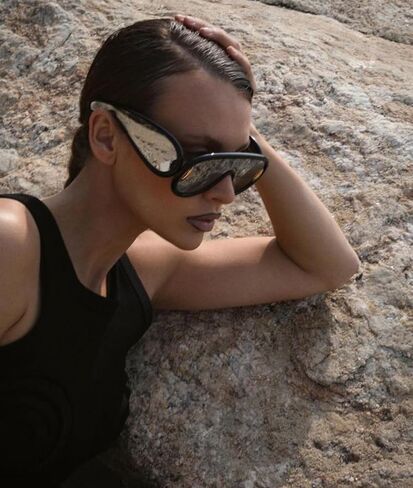 Trendy Wave Mask Sunglasses for Women Men Oversized Shield Sun Glasses Fashion Designer Style in Kuwait