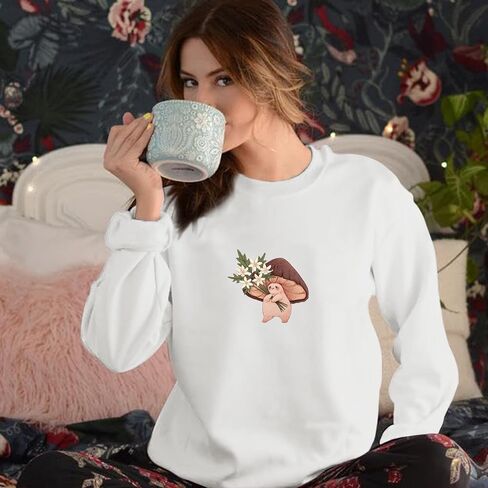 Cute Mushroom Graphic Sweatshirt for Women Teen Girls Kawaii Cartoon Aesthetic Hoodie Crewneck Fall Cottagecore Tops in Saudi Arabia