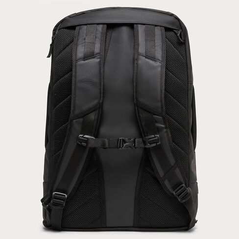 Oakley Backpacks Rover Convertible Bag, Blackout, One Size in Saudi Arabia
