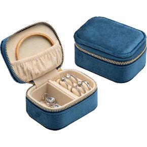 Small Travel Jewelry Boxes,Portable Mini Organizer Display Storage Case for Earrings, Rings, Necklaces (Green)