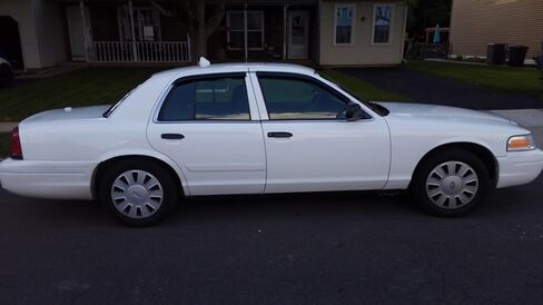 مجموعة Wensdy 94228 4 قطع من واقي النافذة الجانبية للتركيب الخارجي من واقي المطر من الشمس مناسبة لـ 1992-2011 Mercury Grand Marquis (باستثناء سقف Landau)، 98-11 Crown Vic (مؤخرات قصيرة)، 2003 Marauder in Kuwait