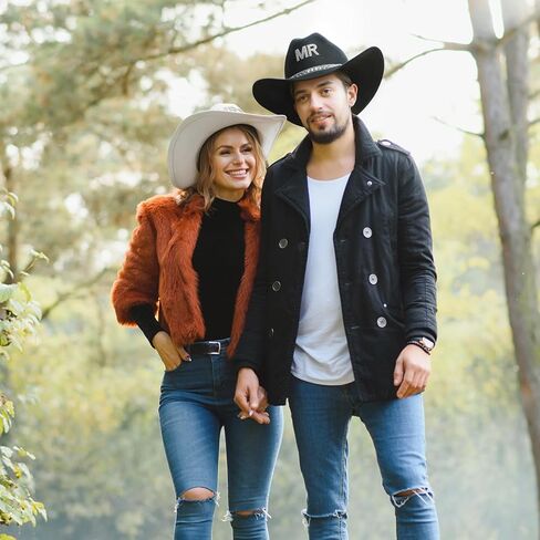 AW BRIDAL 2 Pcs Mr & Mrs Rhinestone Felt Cowboy Hat for Women Men Classic Western Hats Anniversary Engagement Wedding Gifts in Saudi Arabia