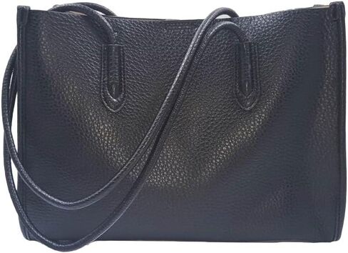 Whitney Tote in Saudi Arabia