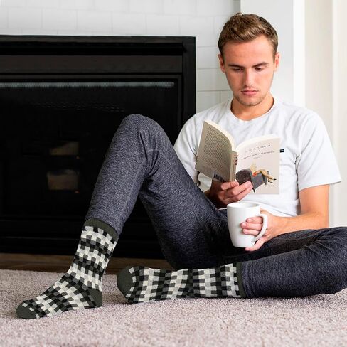 HOT FEET Thermal Socks for Men, Extreme Cold Weather, 2/4 Pack Thick Warm Socks for Men, Winter Insulated Socks, Size 6-12.5 in Kuwait