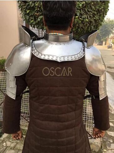 OSCAR HANDICRAFT مجموعة كتف ذراع Gorget Spaulders من الحديد في العصور الوسطى | زوج من أحزمة حماية الرقبة من العصور الوسطى وواقي للرقبة مصنوع يدويًا لمحبي الأزياء التنكرية in Kuwait