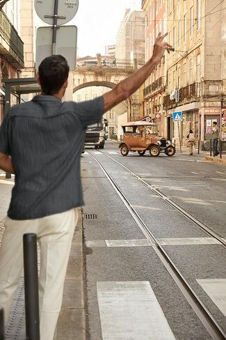 قمصان PJ PAUL JONES الرجالية بأزرار سفلية كاجوال بأكمام قصيرة قمصان صيفية ذات ملمس كوبي in Kuwait