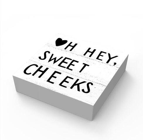 لافتة Hello Sweet Cheeks - ديكور الحمام، لمسة منزلية للمزرعة - لافتة صندوق على رف خشبي أسود ريفي للنساء والعائلة والأصدقاء وأرفف المرحاض، مثالية للشقة والمنزل مقاس 12.7 × 12.7 سم in Kuwait