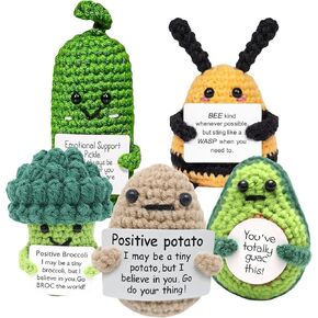 5 قطع من هدايا مخلل الدعم العاطفي المصنوعة يدويًا من EDINGM، دمية كروشيه لطيفة مع بطاقة هدية ملهمة لصديق زميل العمل في الغرفة وعيد ميلاد المرأة (5 قطع-A) in Kuwait