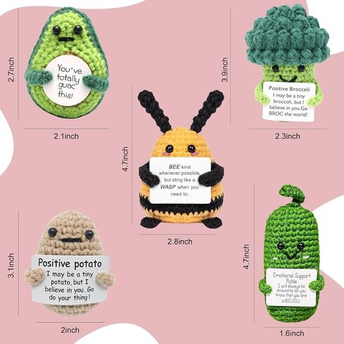 5 قطع من هدايا مخلل الدعم العاطفي المصنوعة يدويًا من EDINGM، دمية كروشيه لطيفة مع بطاقة هدية ملهمة لصديق زميل العمل في الغرفة وعيد ميلاد المرأة (5 قطع-A) in Kuwait