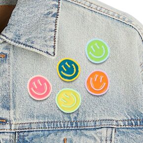 10Pcs Pastel Happy Smile Face Brooch Pins Y2K Smiling Pins for Party Gift Backpack Costume Clothes Decoration