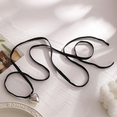 Pingyongchang Simple Chunky Glass Puffy Heart Choker Necklace Coloured Heart Charms Pendant Necklace for Women Party Birthday Trendy Jewelry in Kuwait
