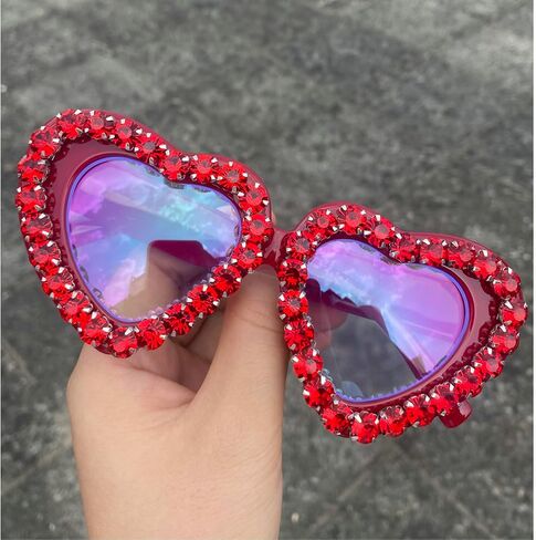 Love Heart Shaped Reading Glasses Women Big Diamond Reader Glasses Fashion Blue light blocking Rhinestone Eyeglasses in Kuwait