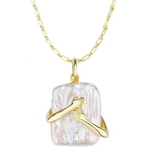 Couple Hug Necklace Pandent Love Hand Snuggle Hug Necklace Square Baroque Imitation Pearl Pendant for Women Romantic Valentine's Day Birthday Gift Jewelry(gold)