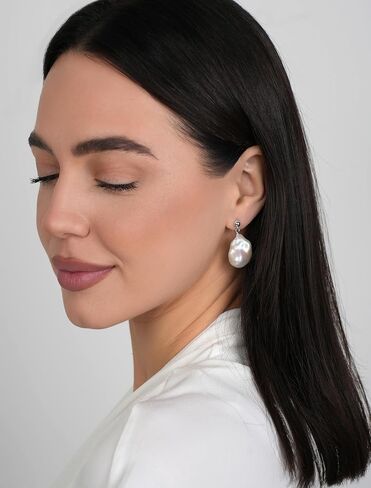 LILY LUSTER 14k مطلية بالذهب 925 الفضة الاسترليني مختارة بعناية AAAA جودة طبيعية بيضاء المياه العذبة مثقف غير النظامية كرة نارية الباروك اللؤلؤ قطرة تتدلى أقراط الزفاف للنساء in Kuwait
