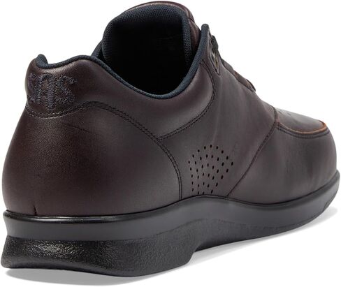 حذاء رياضي تايم أوت للرجال من SAS in Kuwait