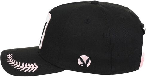 قبعة سناباك قابلة للتعديل باللون الوردي والأسود من بلاي بوي in Kuwait