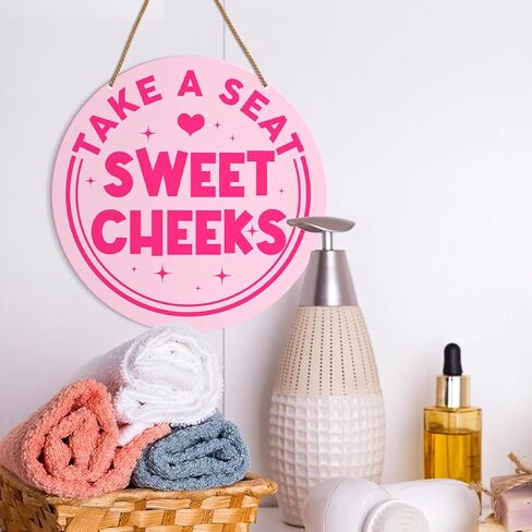 متأخرًا أفضل من القبيح، لافتة حمام للفتيات المضحكة، ديكور وردي لغرفة نوم البنات، مسحوق المرحاض، علامات تعليق على الحائط in Kuwait