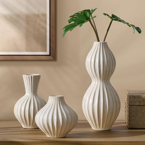Torre & Tagus Anna Ceramic White Vase with Textured Grooves, Handmade Round Bulbous Vase for Flowers with Scandinavian Design, Ribbed Vase with Reactive Glaze Finish, 4.5-inch Height, White in Kuwait