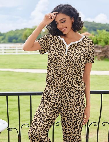 Ekouaer Womens Pajama Sets Short Sleeve Sleepwear Top and Capri Pants 2 Piece Loungewear With Pockets S-XXL in Saudi Arabia