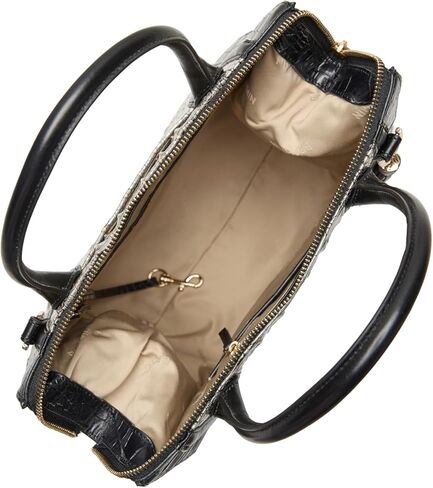 كارولين - كروم أزورين in Kuwait