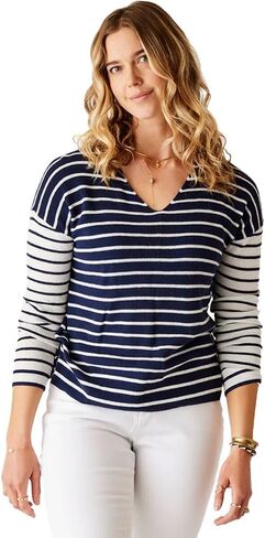 Carve Designs Women's Zella Pullover in Saudi Arabia