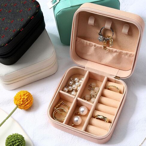 Cute Silly Goose Small Jewelry Box PU Leather Travel Jewelry Case Storage Organizers Gifts for Women Girls Teens in Saudi Arabia
