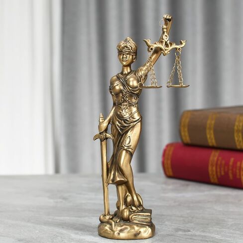 تمثال سيدة العدالة اليونانية الرومانية إلهة العدالة تمثال الراتنج لديكور المنزل مكتب القانون ديكور لمكتب رف الكتب غرفة المعيشة Ldeal هدية لأصدقاء المحامين الذين يتوقون للإنصاف والعدالة (ذهبي) in Kuwait
