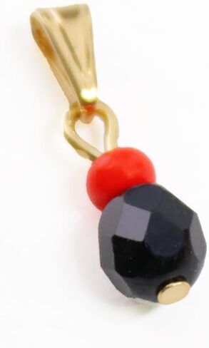 Azabache amuleto de protección contra el mal de ojo amulet against the evil eye and to bring good luck in Saudi Arabia