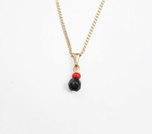 Azabache amuleto de protección contra el mal de ojo amulet against the evil eye and to bring good luck in Saudi Arabia