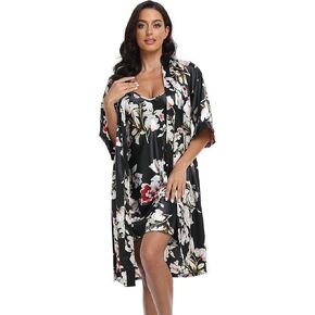 طقم بيجامات حريرية للنساء مكون من قطعتين رداء ساتان مع كامي مثير ثوب نوم زفاف يوم العروس كيمونو ملابس نوم مجموعات in Kuwait