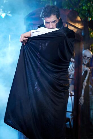 Mainfini Mens Halloween Costume Vampire Cape Adult Stand Collar Cloak (M-XL) in Kuwait