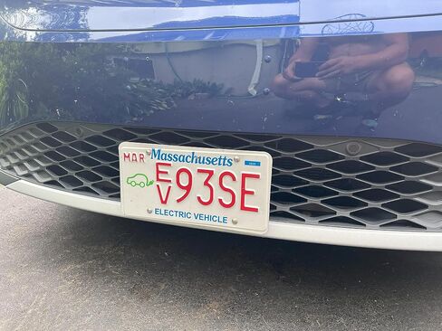No Drill Front License Plate Mounting kit for VW ID.4 (Front Bracket) in Saudi Arabia