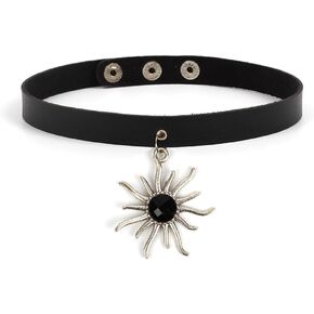 Black Heart Choker Necklace Punk Black PU Leather Choker Vintage Love Heart Pendant Day Collar Gothic Harajuku Jewelry Gifts in Kuwait