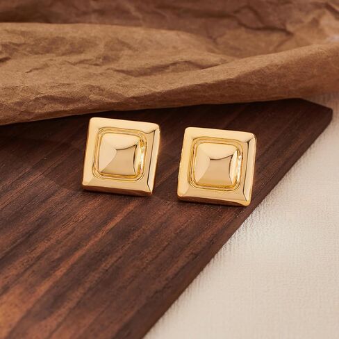 Gold Square Stud Earrings for Women Polished Spiral Stud Earrings for Women Birthday Jewelry in Saudi Arabia