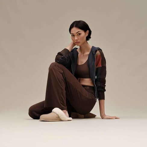 بنطال بريتا النسائي من UGG in Kuwait
