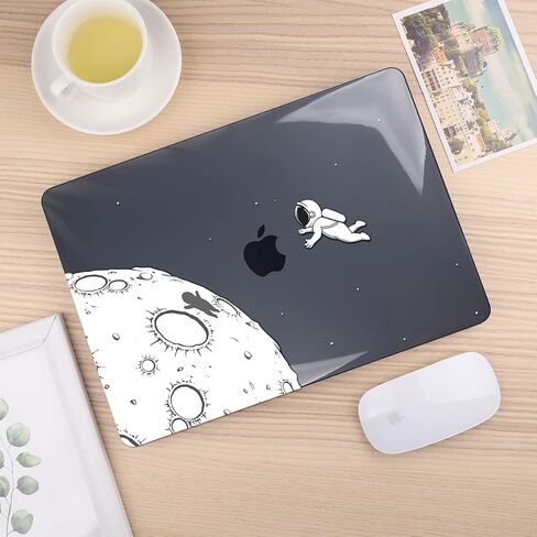 حافظة CISSOOK سوداء لرائد الفضاء متوافقة مع MacBook Pro 13 بوصة 2023 2022 2021 2020 الإصدار M2 A2338 M1 A2251 A2289، غلاف صلب من البلاستيك مع غطاء لوحة المفاتيح لجهاز MacBook Pro 13 2022 مع شريط اللمس in Kuwait
